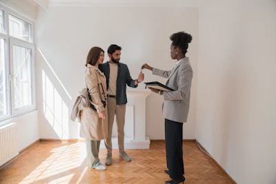 Realtor photo courtesy of Unsplash