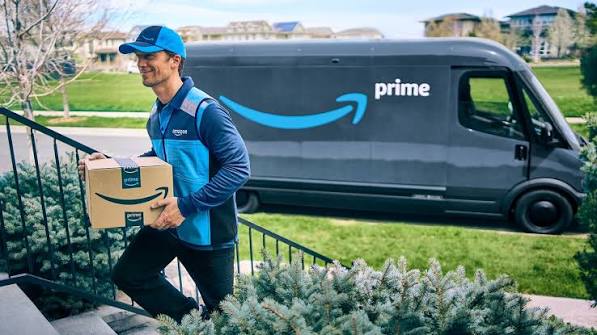 Amazon deliveries photo by Amazon company